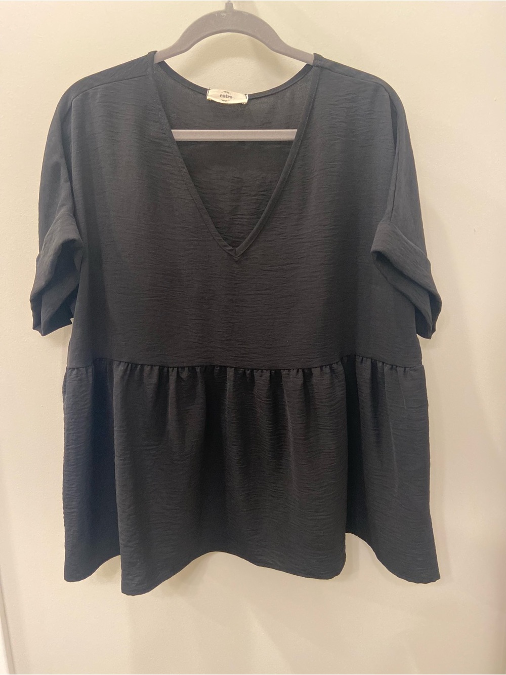 V-Neck Top - Black